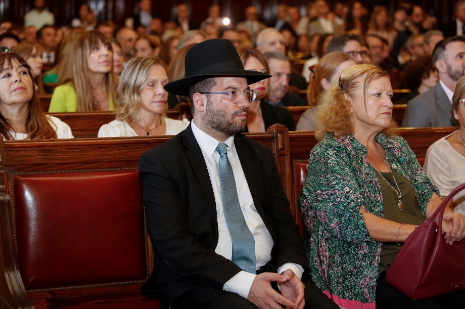 La Sala de Audiencias, colmada, durante la jura de peritos.