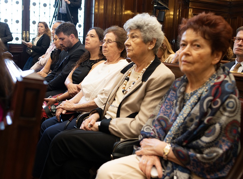 Mónica Dawidowicz, Rosa Rotenberg y Hélène Gutkowski, sobrevivientes del Holocausto.