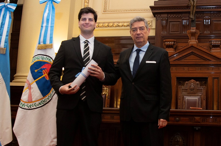 Farinaccia, Pablo Domingo (Universidad de San Andrés, 9.50).