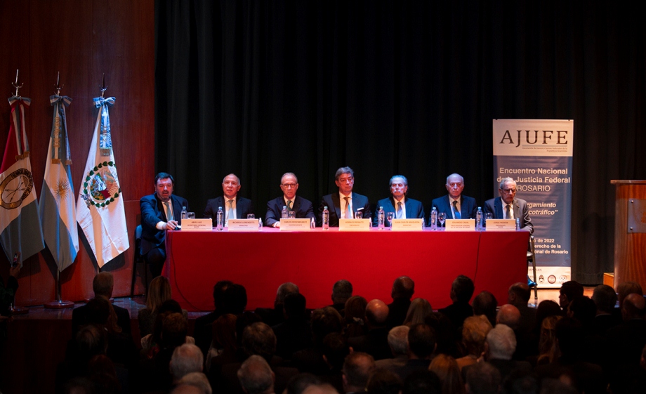 Ariel Lijo, Ricardo Lorenzetti, Carlos Rosenkrantz, Horacio Rosatti, Juan Carlos Maqueda, Eduardo Casal y Jorge Morán