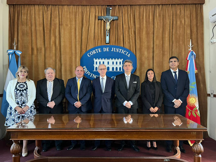 El presidente y el vicepresidente de la Corte Suprema se reunieron con ...