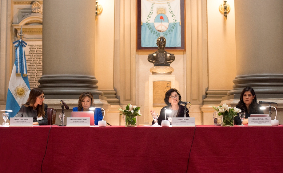Gabriela Pastorino (OM), Alejandra Mora Mora (CIM), Andrea Muñoz (CS Chile), Fabiana Estrada Tena (SCJN México).